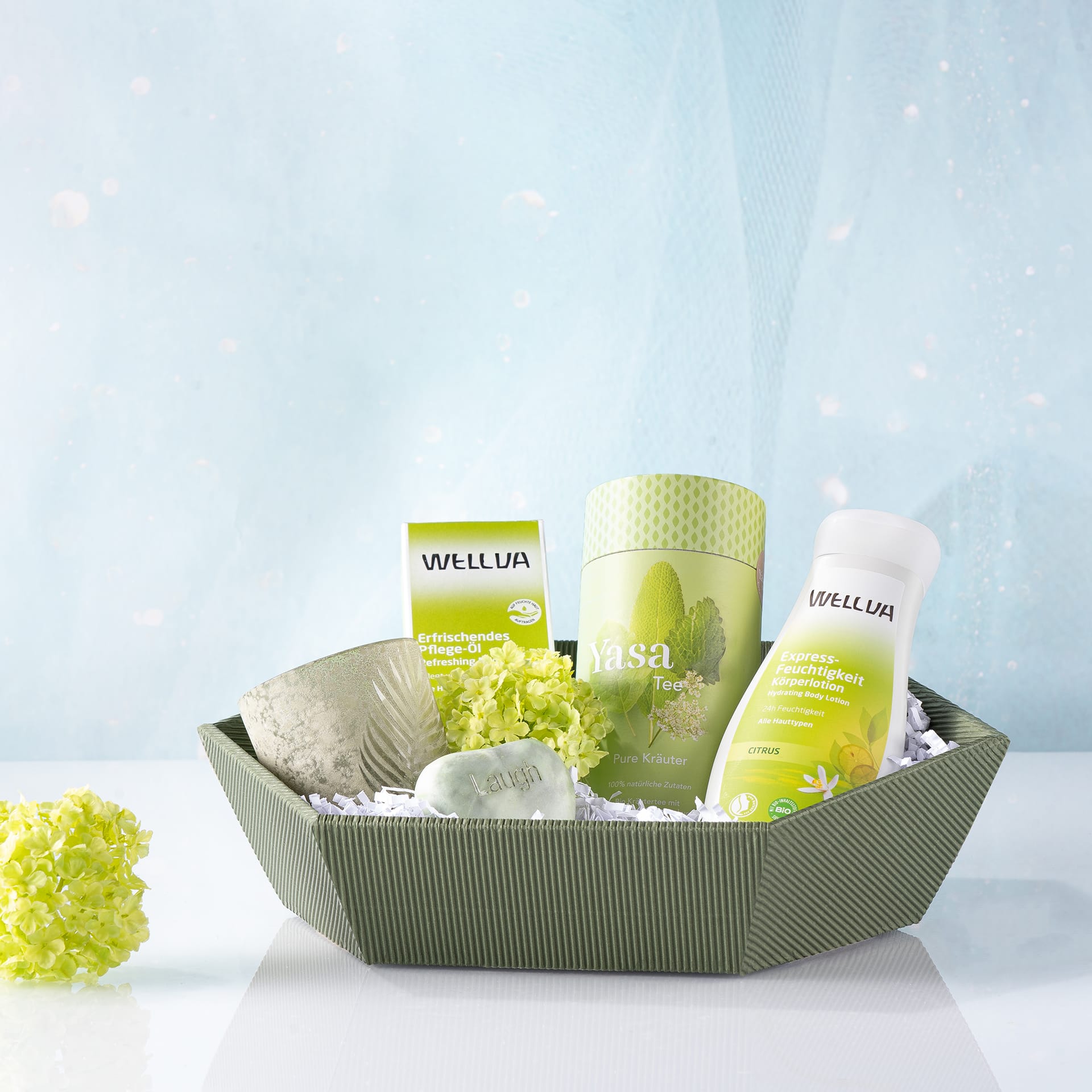 Präsentkorb sechseckig Oliv mit Inhalt quadrat